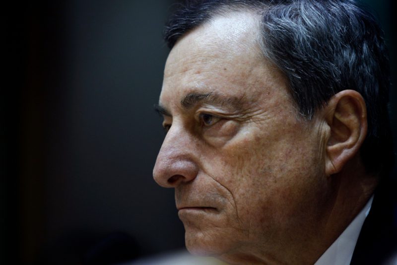 Il governo Draghi sarebbe la resa definitiva all’UE