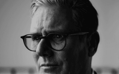 Keir Starmer e la sua presenza sull’isola di Epstein: chi è veramente il primo ministro inglese?